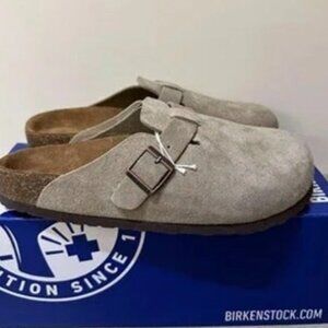 New Boston Ladies Taupe Suede Clogs Slipper